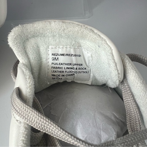 Steve Madden Women’s Leather Upper White/Black/Gray Star Sneakers - 9 - Picture 7 of 8